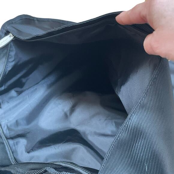 WallyBags Deluxe Travel Garment Bag Carry On 3 Pockets WallyLock Hanger Clamp ID - Picture 12 of 16